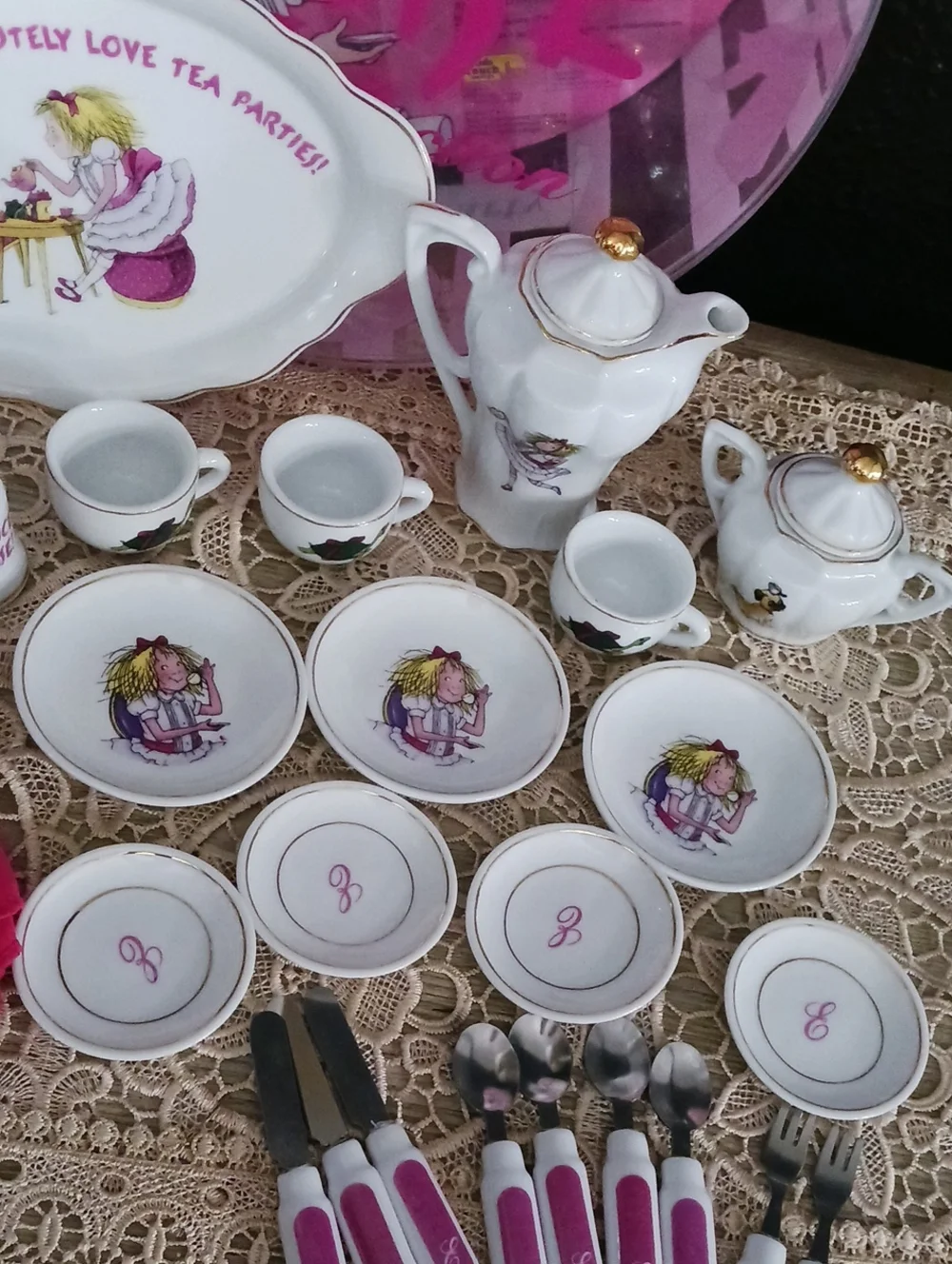 Eloise classic collection